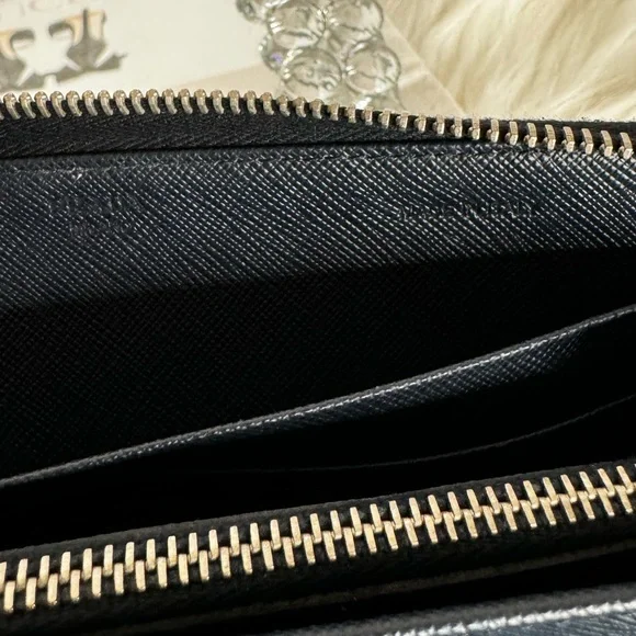 Authentic Prada Saffiano Leather Navy Blue Organizer Wallet - Picture 9 of 13